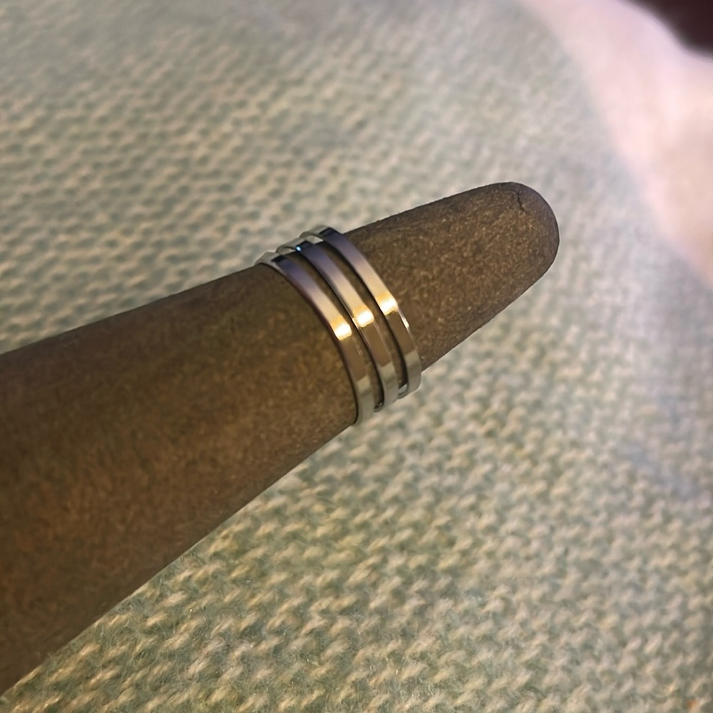Layered NWOT Silver Tone Toe Ring